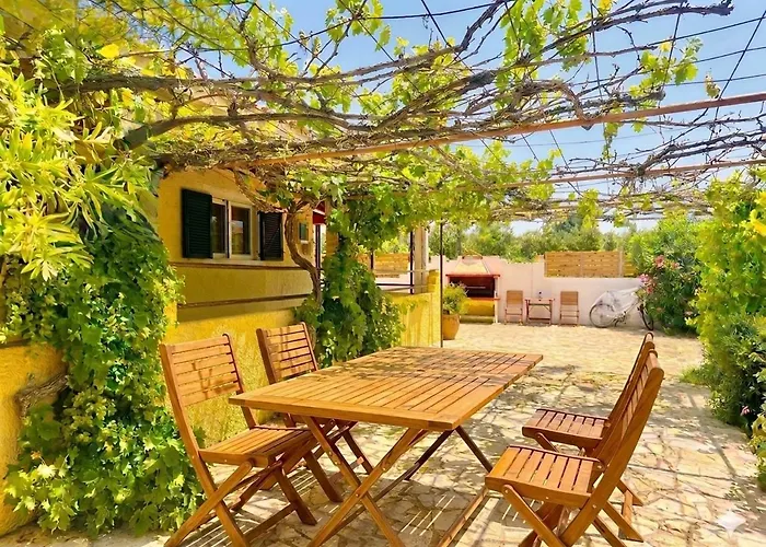 Tetraktys Estate Beachside Seaview υδωρ With Big Garden