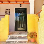 Tetraktys Estate Beachside Seaview υδωρ With Big Garden Apartment Halikounas