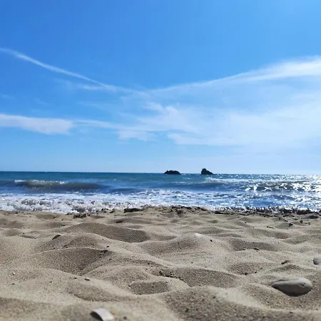 Tetraktys Estate Beachside υδωρ Apartment