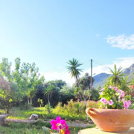 Tetraktys Estate Beachside Seaview υδωρ With Big Garden Апартаменты *