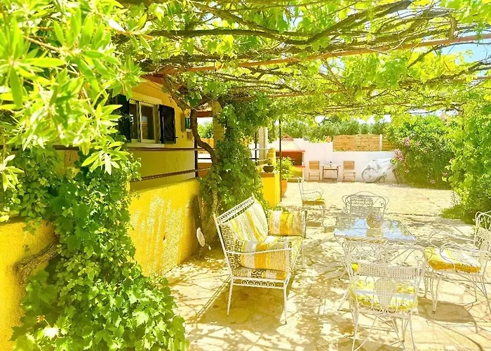 Tetraktys Estate Seaview Beachside υδωρ With Big Garden Χαλικούνας