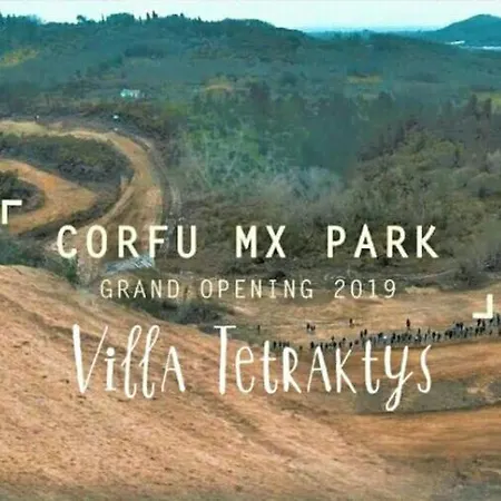 Tetraktys Estate Beachside υδωρ *